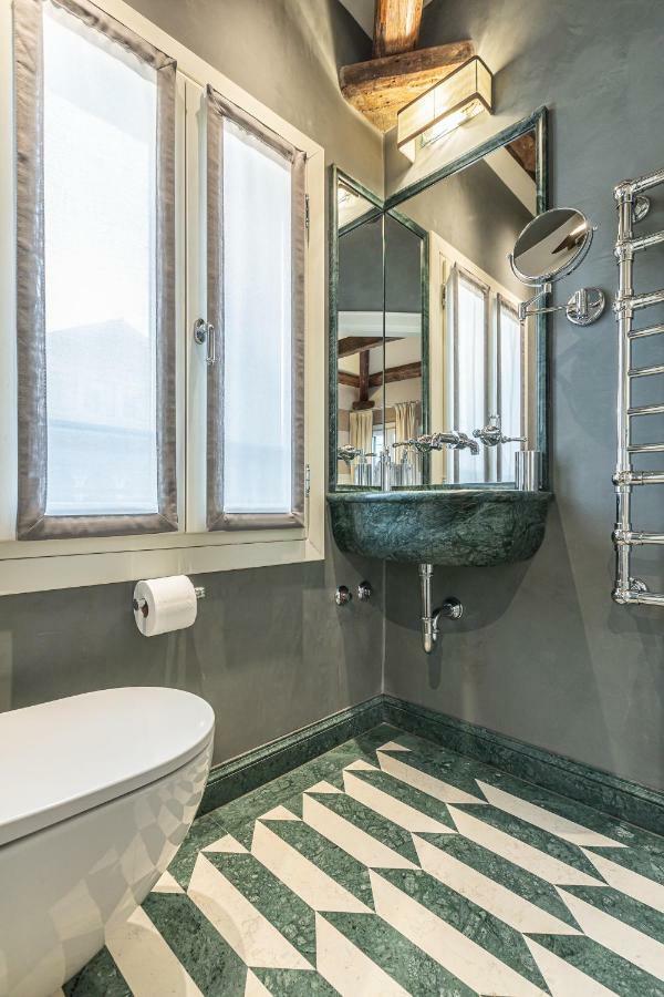 Апартаменты La Dimora Di San Maurizio 4 Terrace - Dimora Italia - Венеция Экстерьер фото